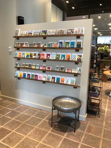 Lubliner Florist, 1300 SW 5th Ave #120, Portland, OR 97201, USA, 