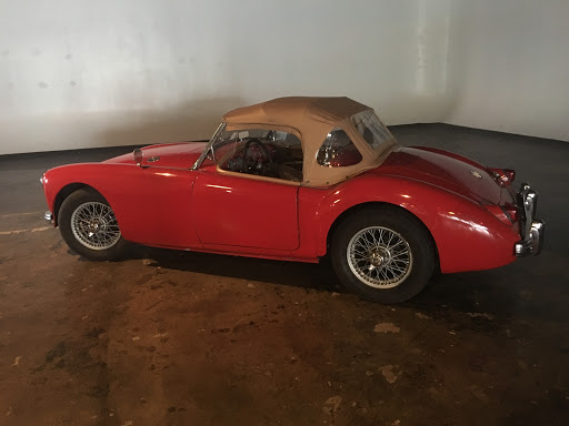 Car Dealer «Classic Cars West», reviews and photos, 411 26th St, Oakland, CA 94612, USA