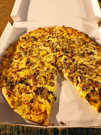 Plats et boissons du Pizzeria L'Aroma - Pizzas Saint-Tropez - n°5