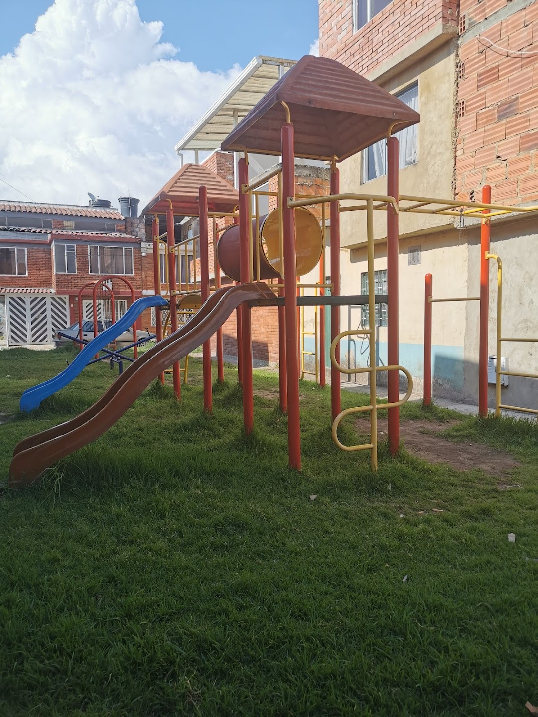 Parque infantil barrio El Pinar