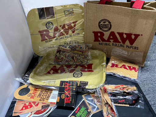 Tobacco Shop «Twenty One Plus Smoke Shop», reviews and photos, 144 Bowdoin St, Dorchester, MA 02122, USA