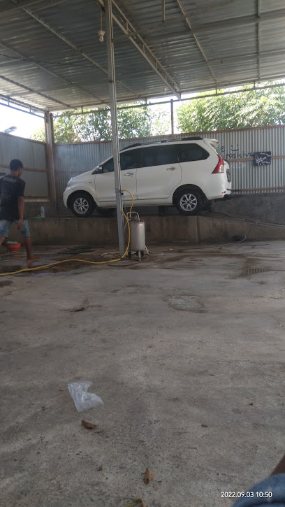 BENDICIÒN Steam Car and Motorcycle Wash