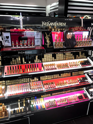 Cosmetics Store «SEPHORA», reviews and photos, 4766 Admiralty Way C1-3, Marina Del Ray, CA 90202, USA