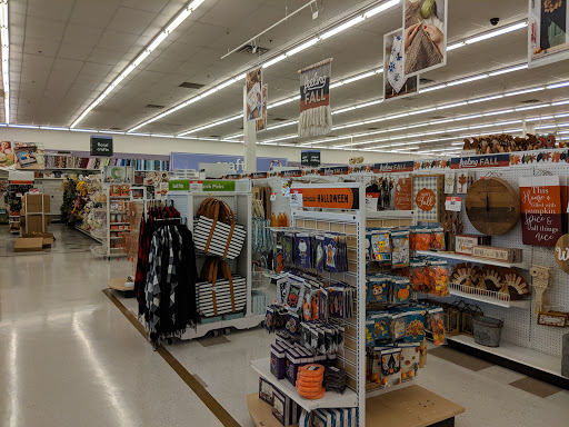 Fabric Store «Jo-Ann Fabrics and Crafts», reviews and photos, 302 N Marketplace Dr, Centerville, UT 84014, USA