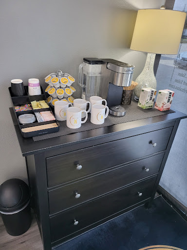 Beauty Salon «Shear Madness Salon - Kingwood», reviews and photos, 2510 Mills Branch Dr, Kingwood, TX 77345, USA