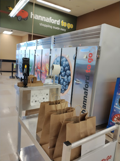 Grocery Store «Hannaford Supermarket», reviews and photos, 217 Dorset St, South Burlington, VT 05403, USA