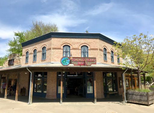 Fort Worth Zoo, 1989 Colonial Pkwy, Fort Worth, TX 76110