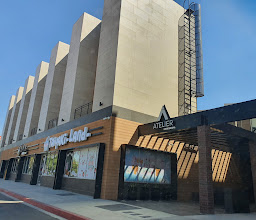 Plaza Del Camino photo