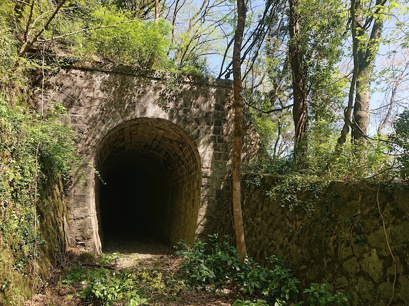 初代下荒井トンネル