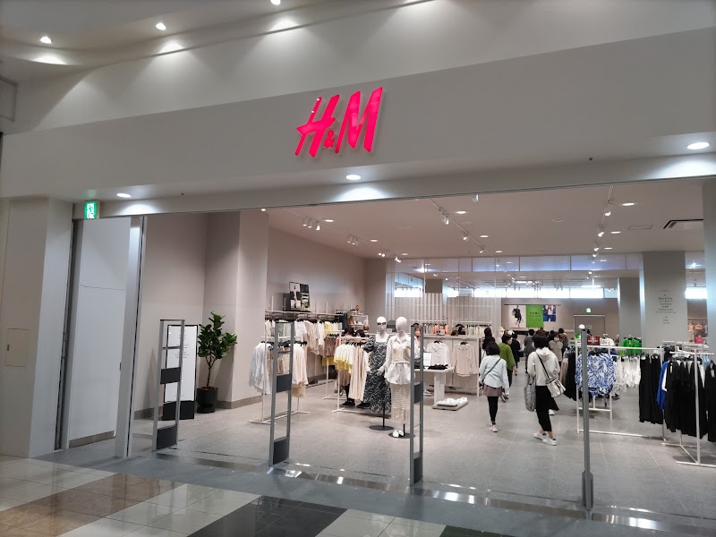 H&M イオンモール大垣店