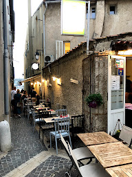 Photo n°29 de a table à Cassis ()