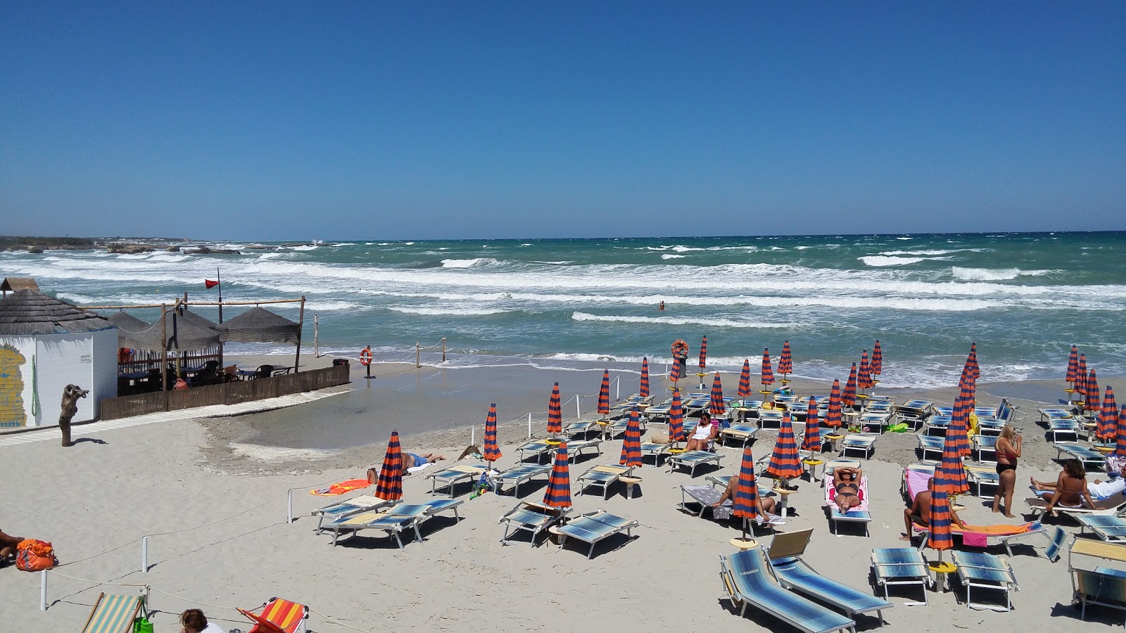 Spiaggia Le Fontanelle'in fotoğrafı ve yerleşim