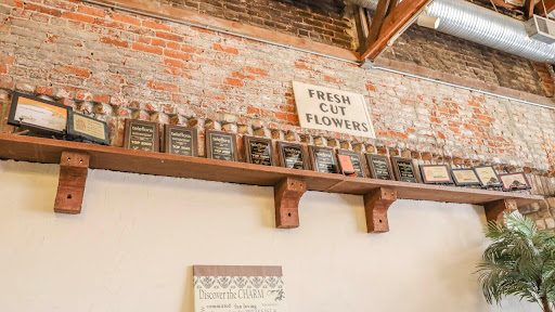 Florist «Lincoln Florist and Gifts», reviews and photos, 509 Lincoln Blvd, Lincoln, CA 95648, USA