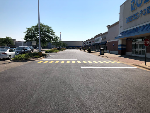 Clothing Store «Ross Dress for Less», reviews and photos, 1720 Douglas Rd, Oswego, IL 60543, USA