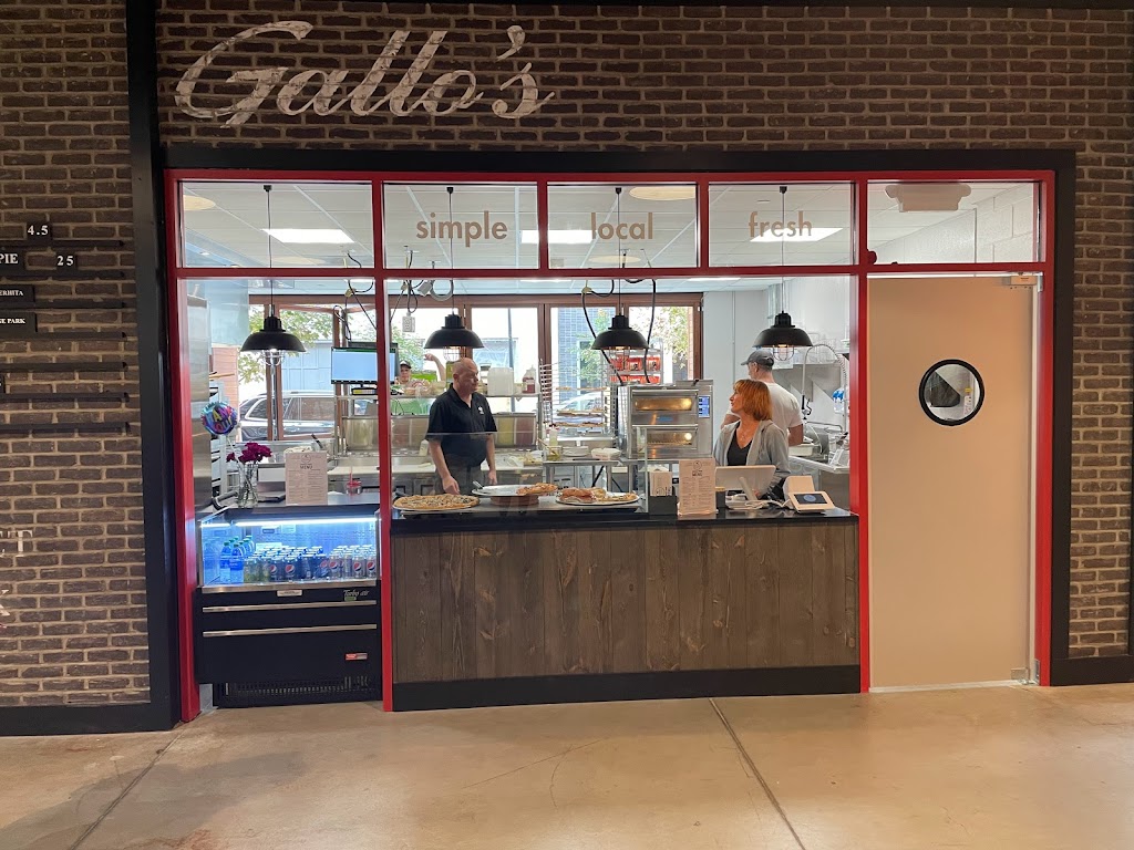 Gallo's Pizzeria 43017