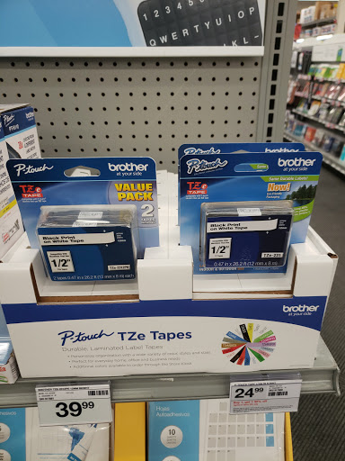 Office Supply Store «Staples», reviews and photos, 1075 N Main St, Warrington, PA 18976, USA