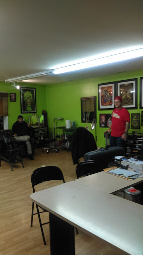 Tattoo Shop «Stormi Steel Tattoos», reviews and photos, 1903 Pittston Ave, Scranton, PA 18505, USA