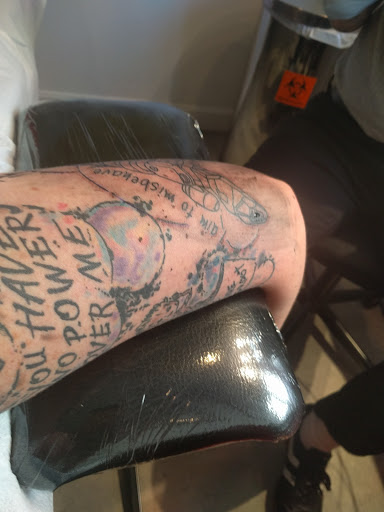 Tattoo Shop «Chameleon Tattoo & Body Piercing», reviews and photos, 36 John F. Kennedy St, Cambridge, MA 02138, USA