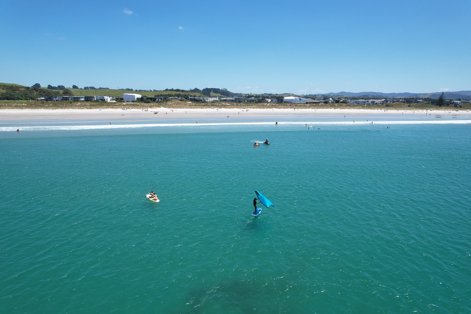Foto de Omaha Beach com muito limpo nível de limpeza