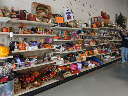 Consignment Shop «Goodwill», reviews and photos, 3150 Owen Rd, Fenton, MI 48430, USA