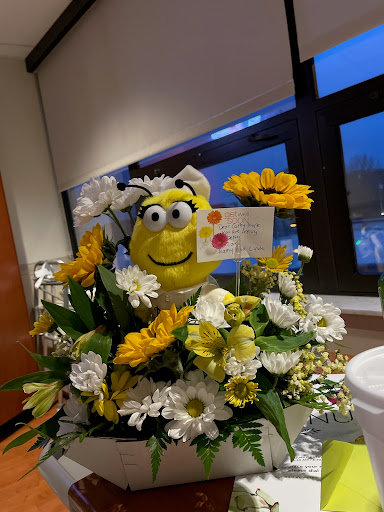 Florist «Paradise Florist», reviews and photos, 1742 W Algonquin Rd, Hoffman Estates, IL 60192, USA