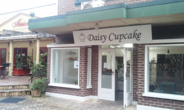 Daisy Cupcake