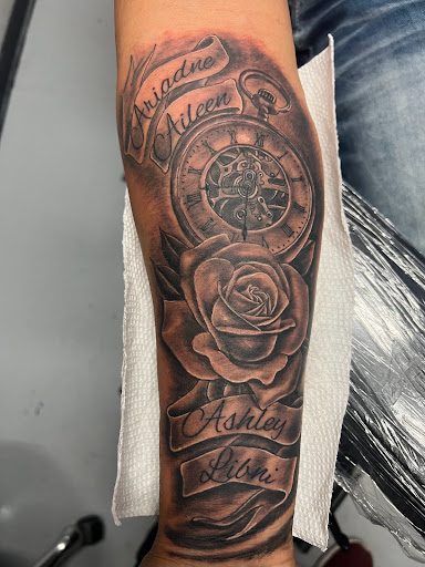 Explore minnesota tattoos ideas, creative tattoo ideas in Mcallen, available at House of Tattoos