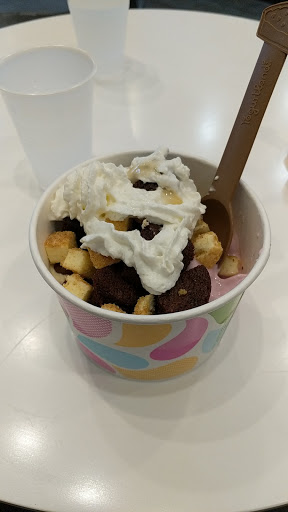 Frozen Yogurt Shop «Yogurtland», reviews and photos, 7211 Plaza Center Dr #140, West Jordan, UT 84084, USA