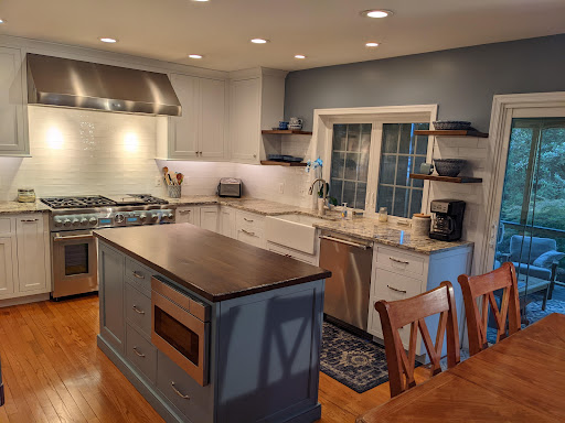 Rustic Furniture Store «Shenandoah Furniture Gallery LLC», reviews and photos, 121 E Main St, Purcellville, VA 20132, USA