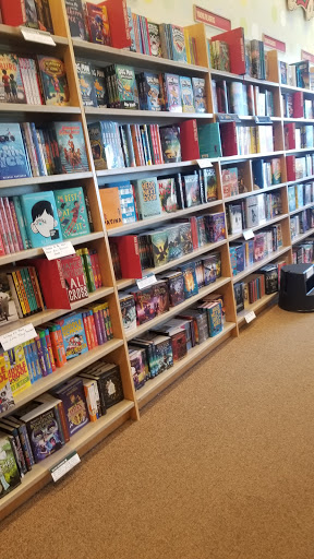 Book Store «Barnes & Noble», reviews and photos, 3701 McKinley Pkwy, Buffalo, NY 14219, USA