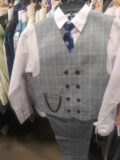 Clothing Store «K&G Fashion Superstore», reviews and photos, 4625 S Cooper St, Arlington, TX 76017, USA