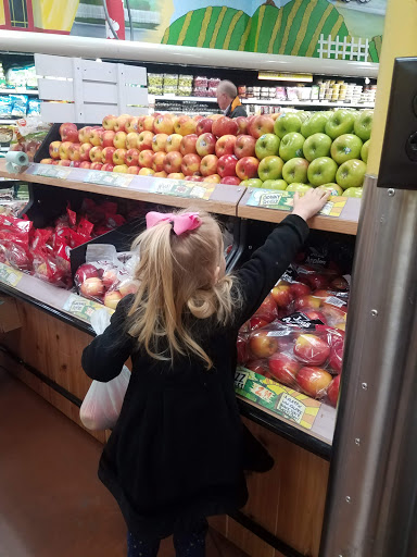 Shopping Mall «Thruway Shopping Center», reviews and photos, 300 S Stratford Rd, Winston-Salem, NC 27103, USA