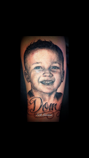 Tattoo Shop «Altered Art Tattoo & Piercing», reviews and photos, 1600 S Delsea Dr, Vineland, NJ 08360, USA