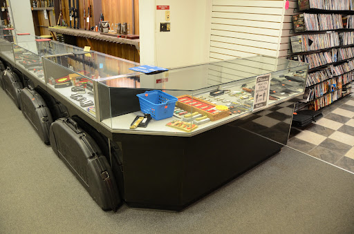 Pawn Shop «Dixie Pawn & Guns», reviews and photos, 4540 N Dixie Hwy, Elizabethtown, KY 42701, USA