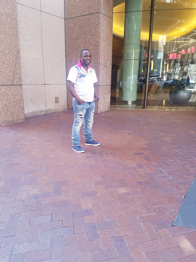 Clothing Store «L.L. Bean», reviews and photos, 101 Cherry St Suite #1020, Burlington, VT 05401, USA