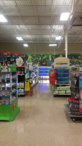 Pet Supply Store «PetSmart», reviews and photos, 4749 Valley View Blvd NW, Roanoke, VA 24012, USA