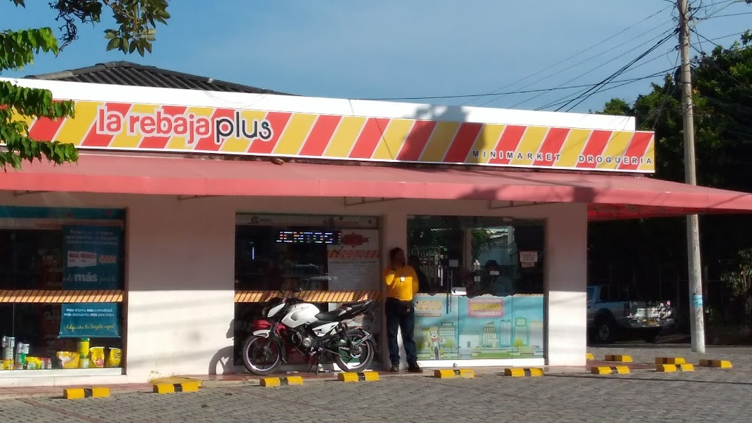 LA REBAJA PLUS NO. 6 BARRANQUILLA PARAISO