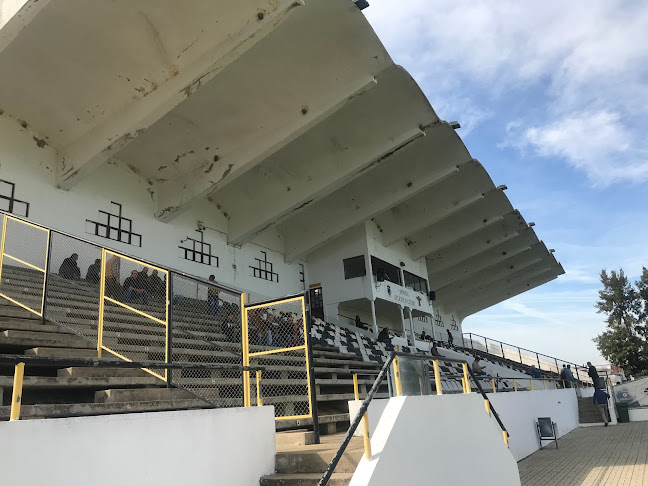 Avaliações doMoura Atlético Clube em Moura - Campo de futebol