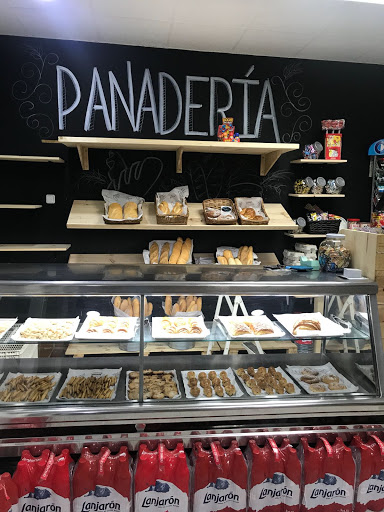 Julia Panadería & Minimarket