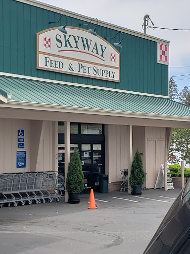 Pet Supply Store «Skyway Feed & Pet Supply Inc», reviews and photos, 677 Birch St, Paradise, CA 95969, USA