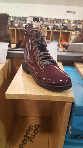 Shoe Store «DSW Designer Shoe Warehouse», reviews and photos, 1 Walden Galleria, Buffalo, NY 14225, USA