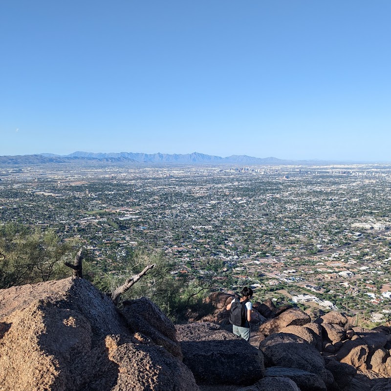 Cholla Trailhead Camelback Mountain