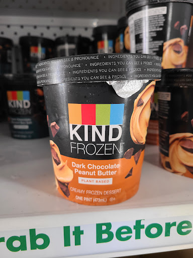 Dollar Store «Dollar Tree», reviews and photos, 8 Newbury St #1b, Danvers, MA 01923, USA