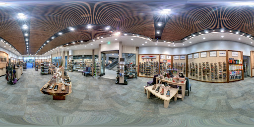 Shoe Store «Shoe Mill», reviews and photos, 9609 SW Washington Square Rd, Portland, OR 97223, USA