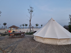Chaam Beach'in fotoğrafı ve yerleşim