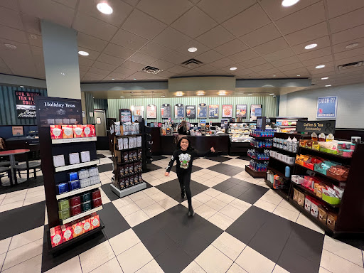 Book Store «Barnes & Noble Booksellers Palms Crossing», reviews and photos, 3300 W Frontage Rd #1100, McAllen, TX 78501, USA