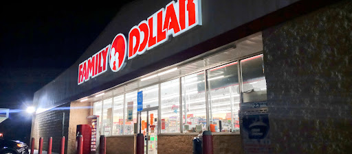 Dollar Store «FAMILY DOLLAR», reviews and photos, 6290 W 3rd St, Dayton, OH 45427, USA