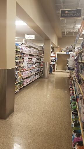 Pet Supply Store «PetSmart», reviews and photos, 1521 Golden Gate Plaza, Mayfield Heights, OH 44124, USA