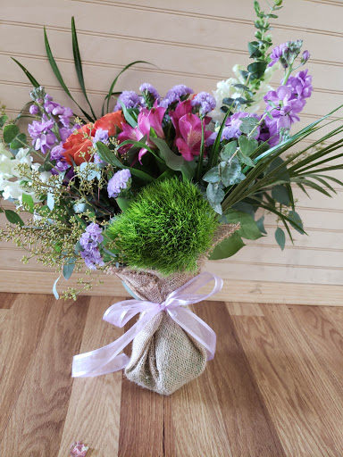 Florist «Happiness is... The Little Flower Shop», reviews and photos, 39277 Grand River Ave, Farmington Hills, MI 48335, USA