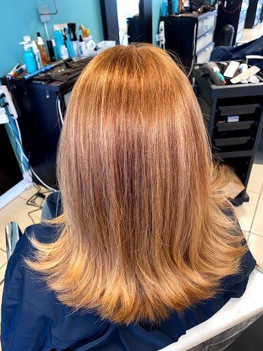 Hair Salon «Glow on main hair salon», reviews and photos, 505 N Main St, Greenville, SC 29601, USA